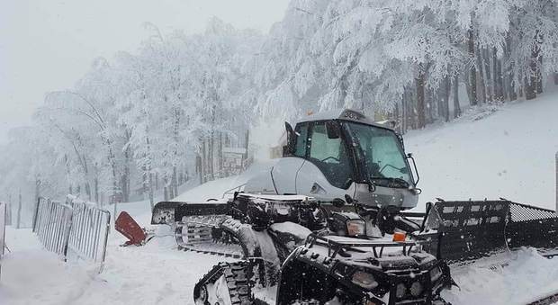 Protezione civile: due giorni di fitte nevicate, allerta valanghe sui Sibillini