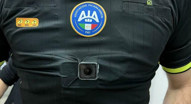 La Serie C diventa la prima lega calcistica in Europa con la referee-cam: gli arbitri indosseranno una telecamera