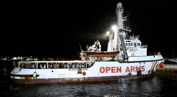 Migranti: Ue, pronti coordinare trasferimenti Open Arms