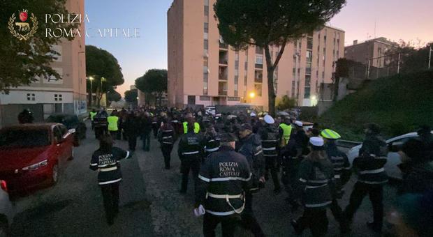 Roma, abusivismo: oltre 200 agenti della polizia per controlli tra case popolari di San Basilio