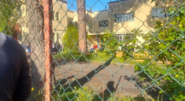 Ancora ladri in azione alla scuola primaria Caetani di Latina Scalo