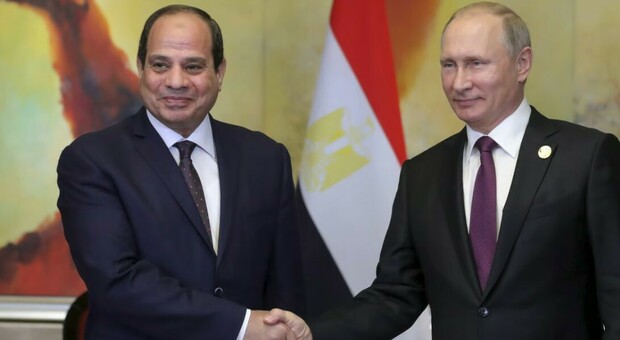 Putin, il piano segreto dell'Egitto per produrre 40.000 razzi Sakr 45 per la Russia: la scoperta nelle carte rubate agli Usa