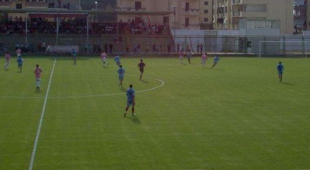 Napoli, rissa fra calciatori juniores: 10 espulsi. Si azzuffano anche i genitori