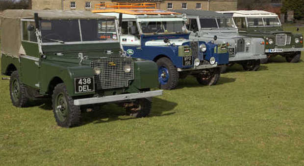 Alcuni dei modelli che hanno fatto la storia della Defender e quindi della Land Rover
