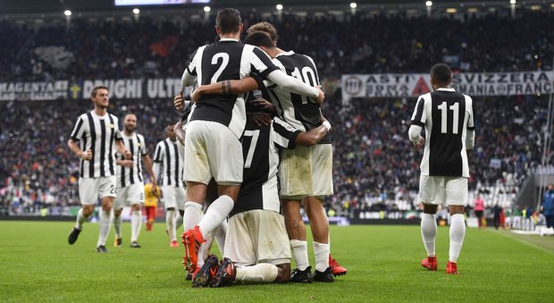 Juventus-Benevento 2-1: Higuain e Cuadrado salvano i bianconeri in rimonta