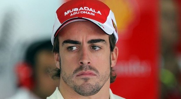 Alonso: «Basta con il mercato» Polemico il ferrarista a Singapore