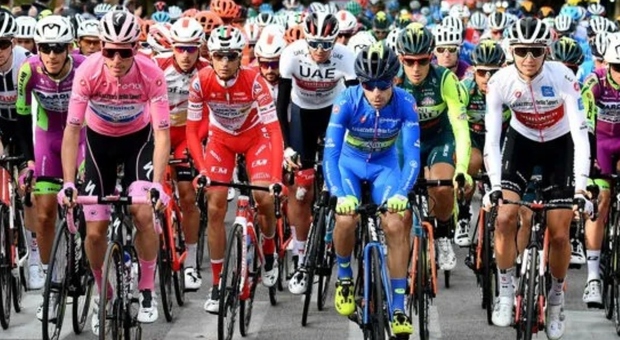 Giro d'Italia, una grande storia in Rosa: dal 1909 il popolare del nostro Paese Artcolo nello speciale Leggo al Giro