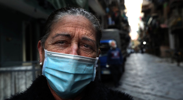 Coronavirus a Napoli, Siano e la città deserta: «Sembra di camminare in una foto immobile»