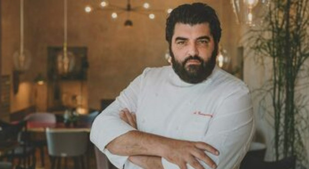 Cannavacciuolo: «Per cinque anni non ho riposato, lavavo anche i piatti. Masterchef? Non mi interessava la tv ma mi ha cercato a lungo»
