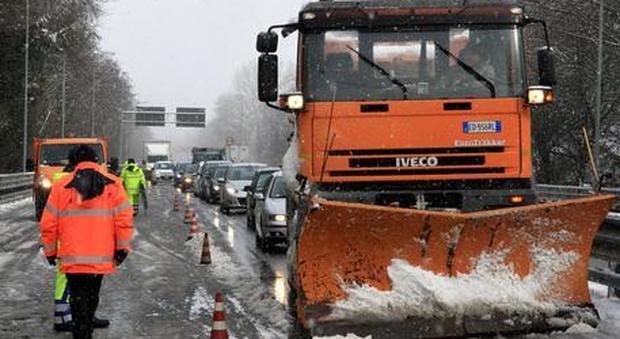 Allerta temporali in tutto il Lazio e a Roma scatta il piano neve