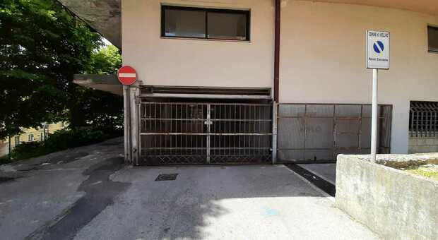 Avellino, chiuso il garage del Comune: manca il certificato anti-incendio