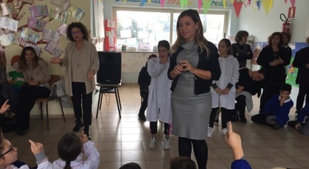 Napoli, i bambini della «Montale» ricordano Gelsomina Verde: «Vive nei nostri cuori»