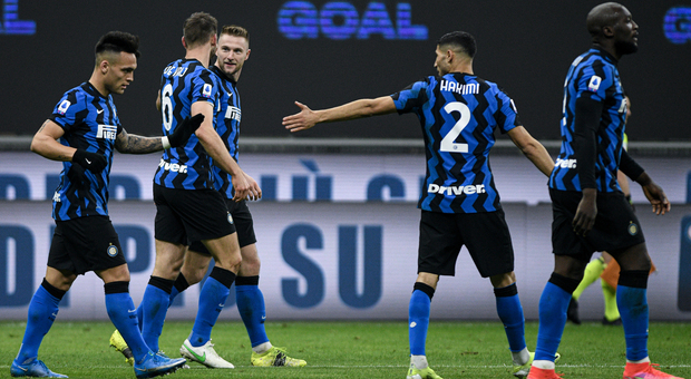 L’Inter soffre ma ringrazia Skriniar: 1-0 all’Atalanta e nuovo +6 sul Milan