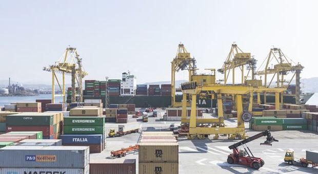 Porti, l'UE sollecita Italia e Spagna a introdurre tassazione profitti da attività commerciali