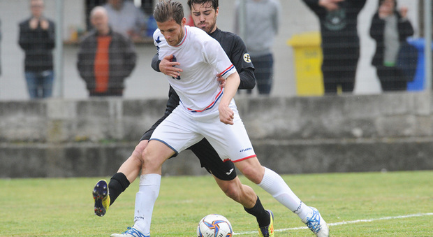 Il Monterosi vince 2-0 il derby contro la Flaminia e continua la caccia alla Lega Pro. Tensione tra D'Antoni e Vigna
