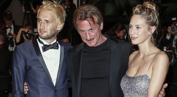 Charlize Theron e Sean Penn, gelo tra i due ex sul red carpet di Cannes