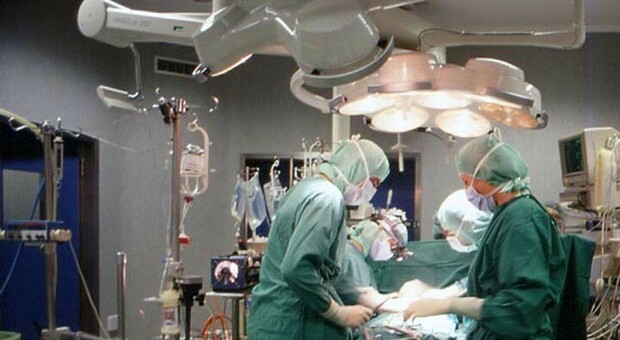 Trapianto polmoni, per la prima volta eseguito intervento record grazie alla convenzione tra due ospedali