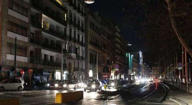 Sos Confcommercio: «Napoli rischia di non avere luminarie a Natale»