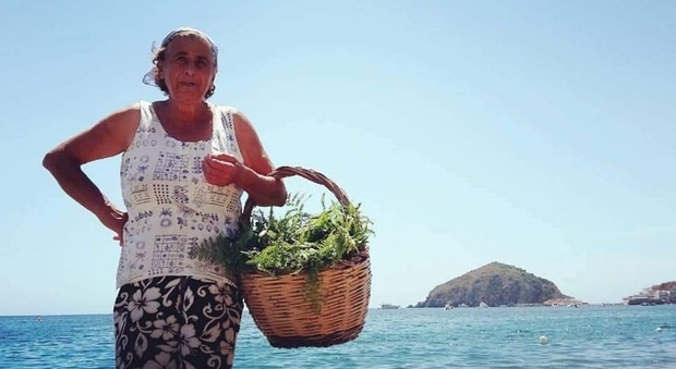 Ischia, morta Regina Di Meglio: addio alla «fruttaiola» dei Maronti