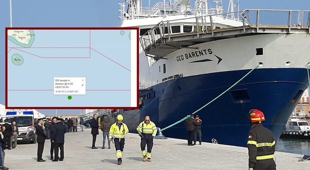 Migranti, barcone con 500 persone alla deriva tra onde alte e vento oltre i 40 nodi: la Geo Barents non riesce a soccorrelo