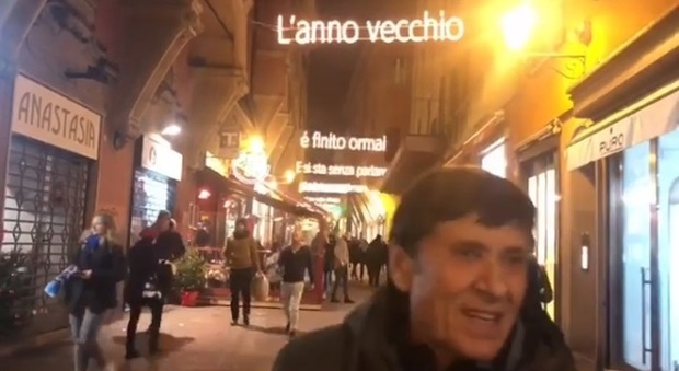 Gianni Morandi, omaggio a Lucio Dalla «Io e Lucio: Dalla-Morandi, solo 30 anni fa»