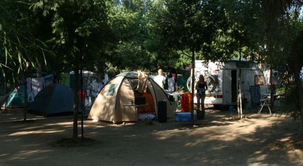 Ladispoli, finte associazioni culturali gestivano campeggi: giro d'affari da 5 milioni di euro