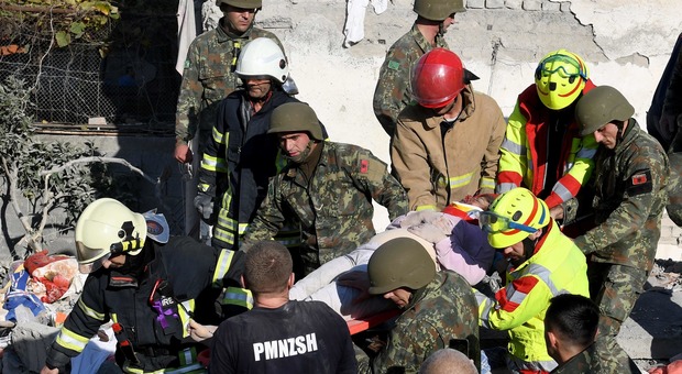 Terremoto in Albania, l'Italia invia i soccorsi: in partenza team di Vigili del fuoco e Protezione Civile