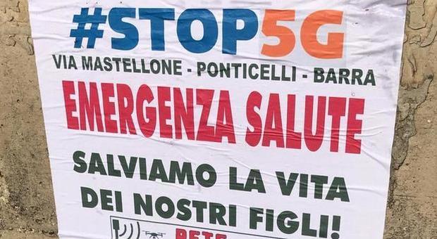Antenna 5G a Napoli Est, De Luca: «L'installazione va sospesa»