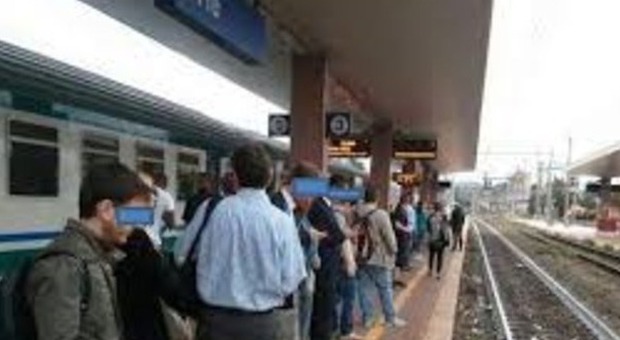 Treni per Roma, giovedì l’incontro tra le Regioni Orte, i pendolari locali contro l’Umbria