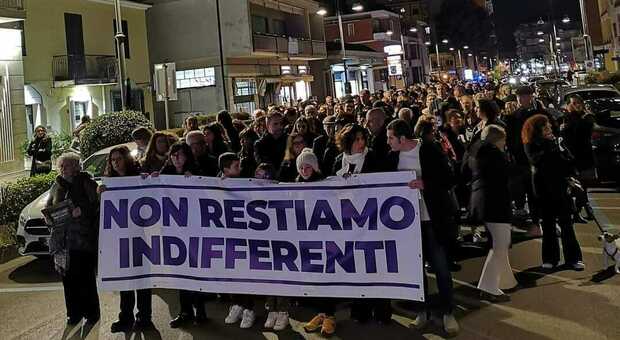La marcia organizzata venerdì sera a Frosinone