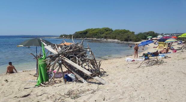 Rifiuti su spiagge e strade comunali: 900mila euro dalla Regione Puglia