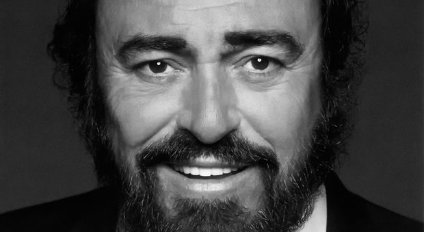 Pavarotti a Sorrento nel 1987 con la famiglia Fiorentino dell'Hotel "Excelsior Vittoria"