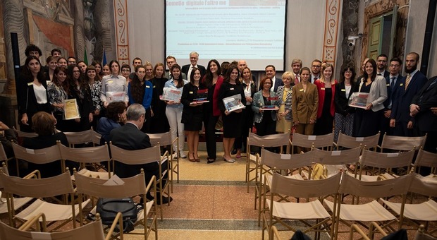 Foto di gruppo del Premio Nostalgia di Futuro: quest'anno la maggioranza è donna!