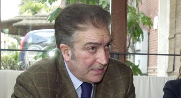 Recanati, addio all'ex sindaco Ferdinando Foschi: è stato biologo all'ospedale di Torrette