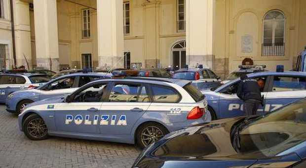 Caserta, il penalista indagato al poliziotto: «Arresta qualcuno, servono clienti per il mio studio»