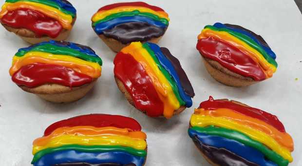 Il pasticciotto arcobaleno per celebrare il Gay Pride