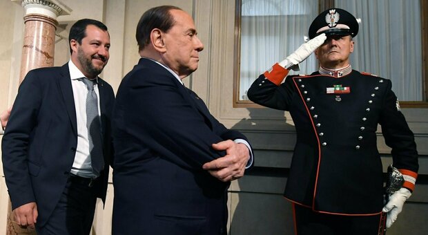 Berlusconi al Quirinale: il freno dei fedelissimi e la trattativa tra Lega e Pd