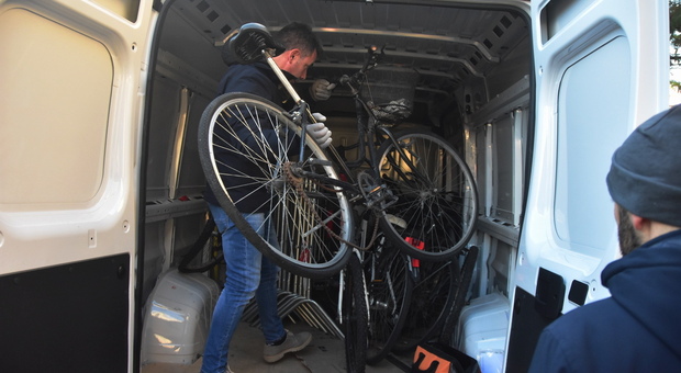 A Terni le biciclette rimosse dai vigili urbane saranno rigenerate dagli studenti