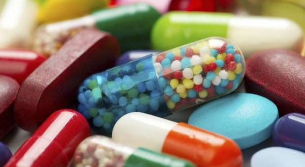 Antibiotici, una prescrizione su quattro è inutile. Il pediatra: «Rischio Apocalisse»