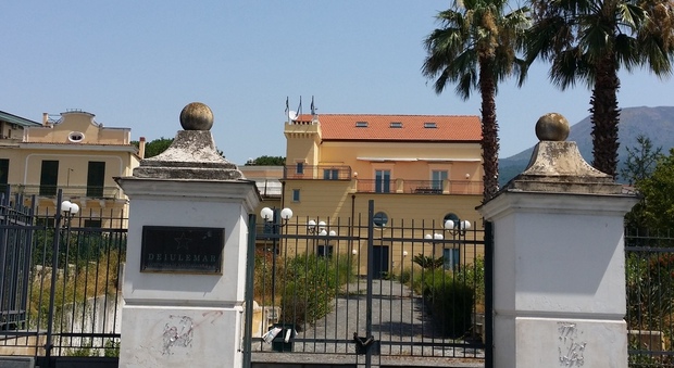 Crac Deiulemar, venduta Villa Ciliberti a Torre del Greco: l'ex sede dismessa per un milione