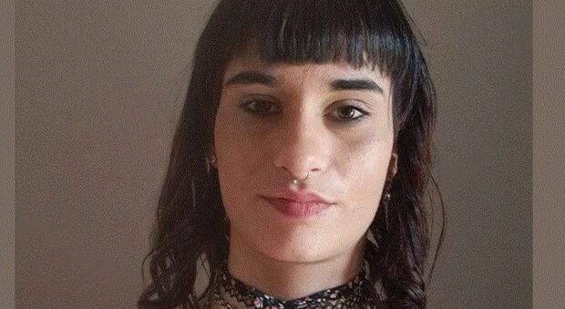 Rebecca Andrea Magni, scomparsa a Fondi romana di 23 anni. La mamma: «E' uscita con un amico, temo per lei»