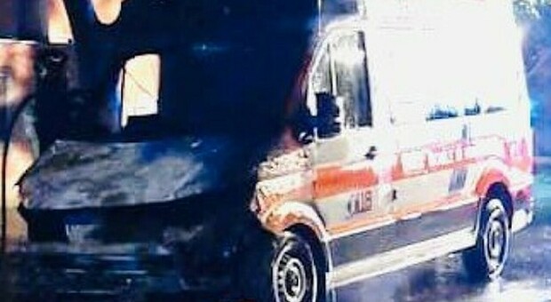 Scoppia bombola di ossigeno nell'ambulanza, muore donna gravida