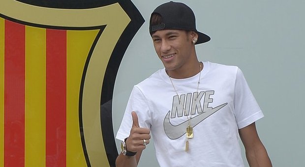 Neymar saluta il Barça e se ne va. L'agente: "Il Psg pagherà la clausola in settimana"