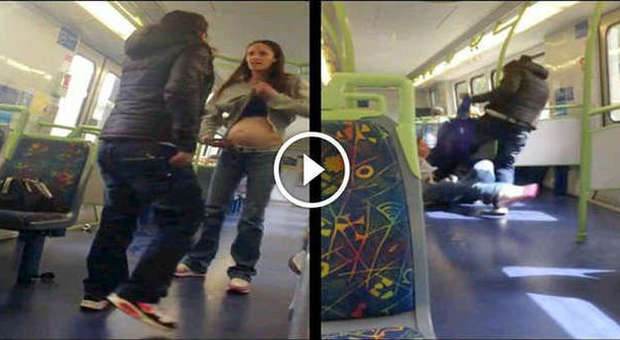 Australia, lite choc in treno: calci e pugni alla donna incinta tra l'indifferenza dei passeggeri