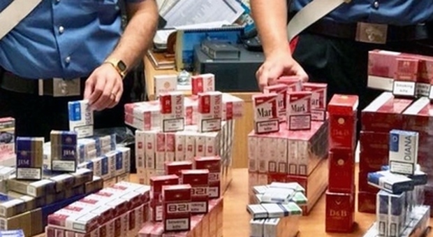 Napoli, 940 chili di sigarette di contrabbando sequestrati a Poggioreale: 3 arresti