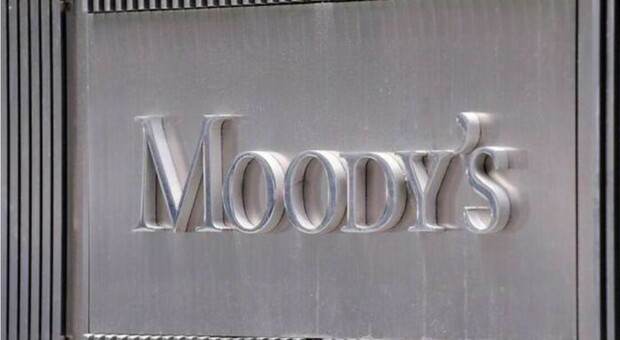 Moody's: «Crescita Pil italiano nel 2023 scende a 0%». E abbassa a negativo outlook banche italiane