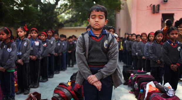 Choc in India, bimbo non fa i compiti, l'insegnante lo uccide a botte