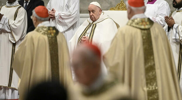 Papa Francesco come sta? Il pontefice ha di nuovo tosse e non riesce a leggere un discorso: salute monitorata