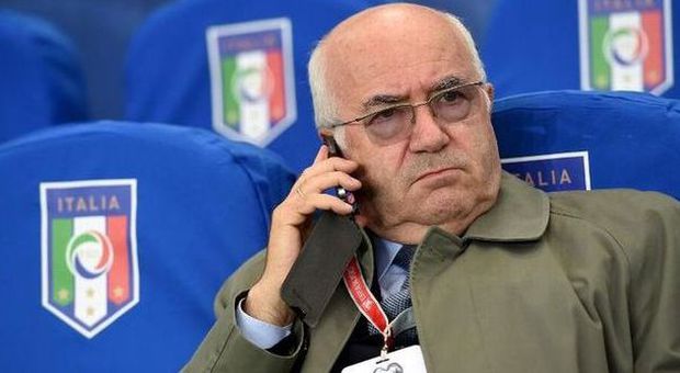 Tavecchio: «Napoli, il campionato è regolare, il problema è casomai chi tratta con gli ultrà»