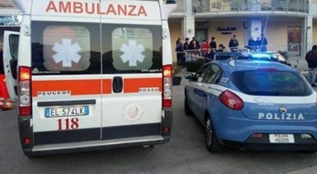 L'ambulanza è senza assicurazione da 2 anni: polizia la scorta sino al pronto soccorso a Teramo